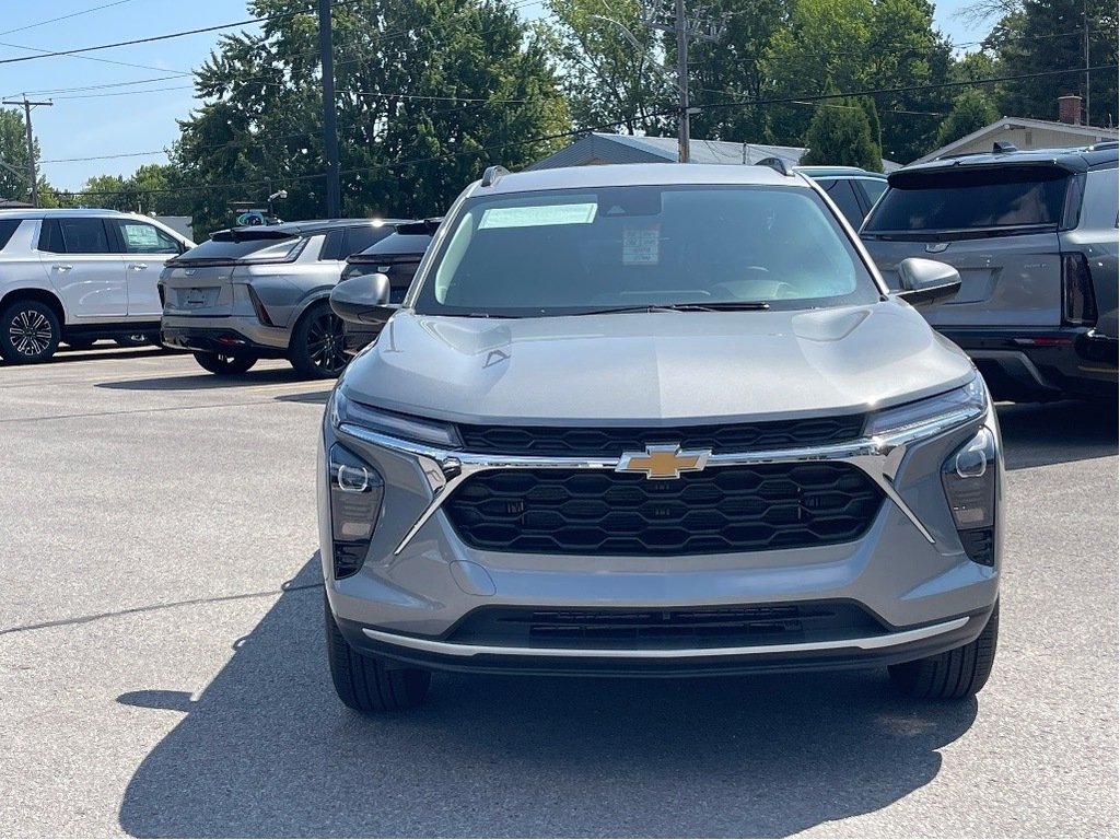 2025 Chevrolet Trax in Joliette, Quebec - 2 - w1024h768px