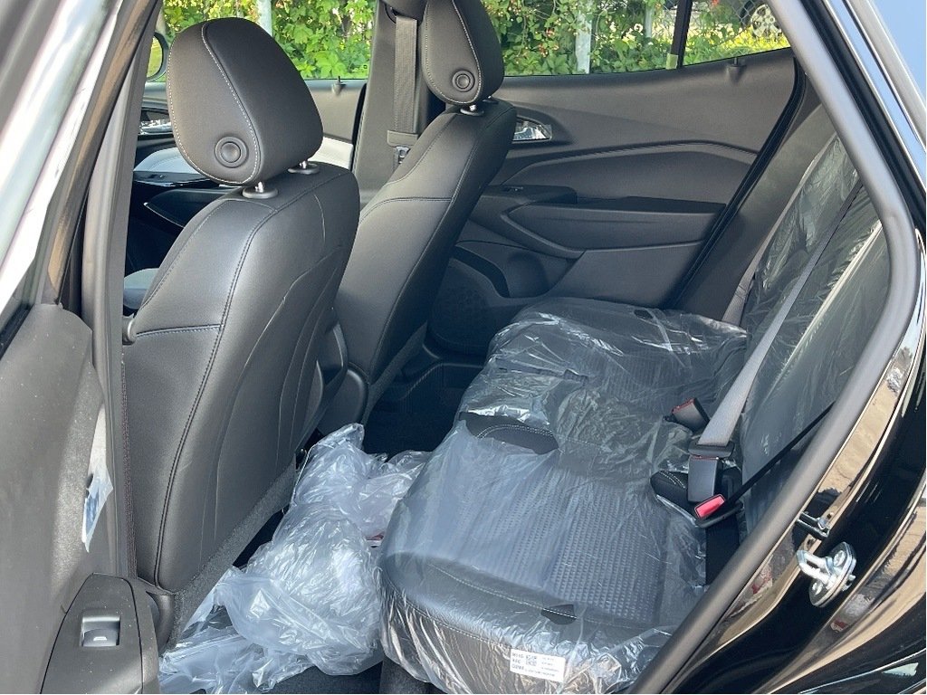 2025 Chevrolet Trax in Joliette, Quebec - 10 - w1024h768px