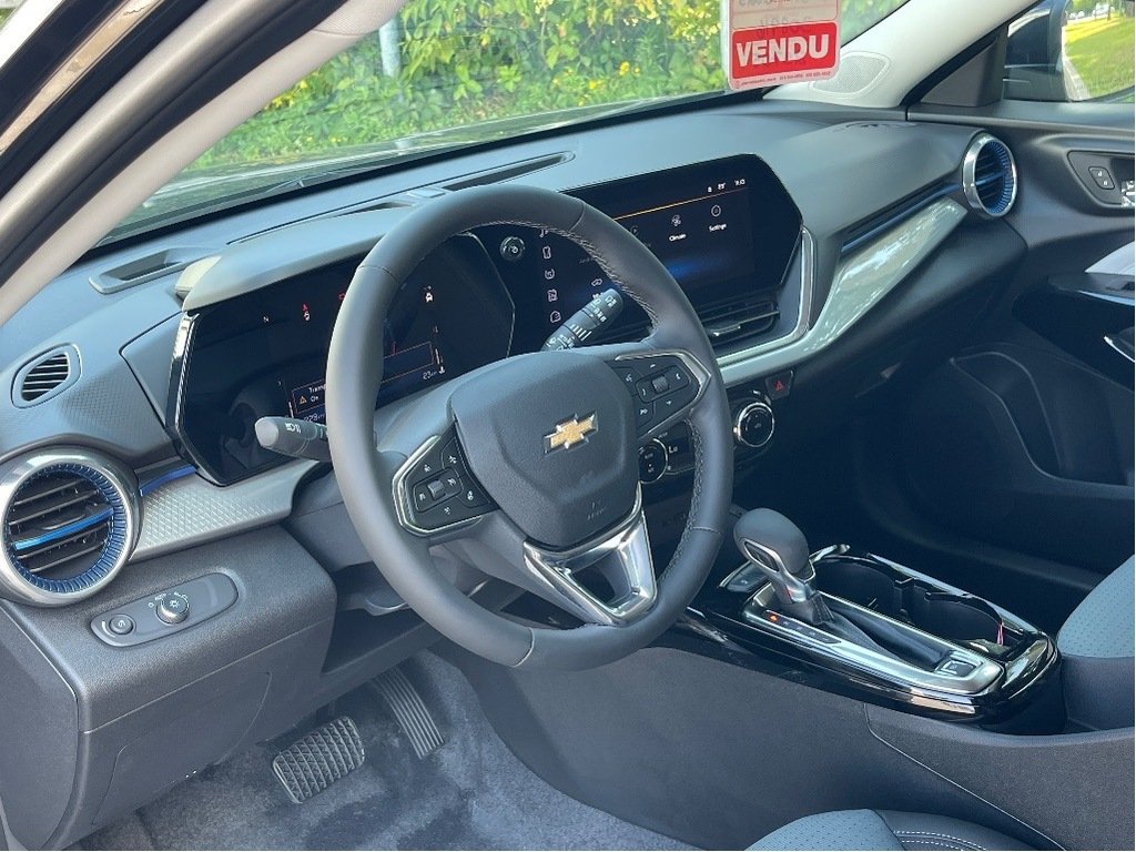 2025 Chevrolet Trax in Joliette, Quebec - 8 - w1024h768px