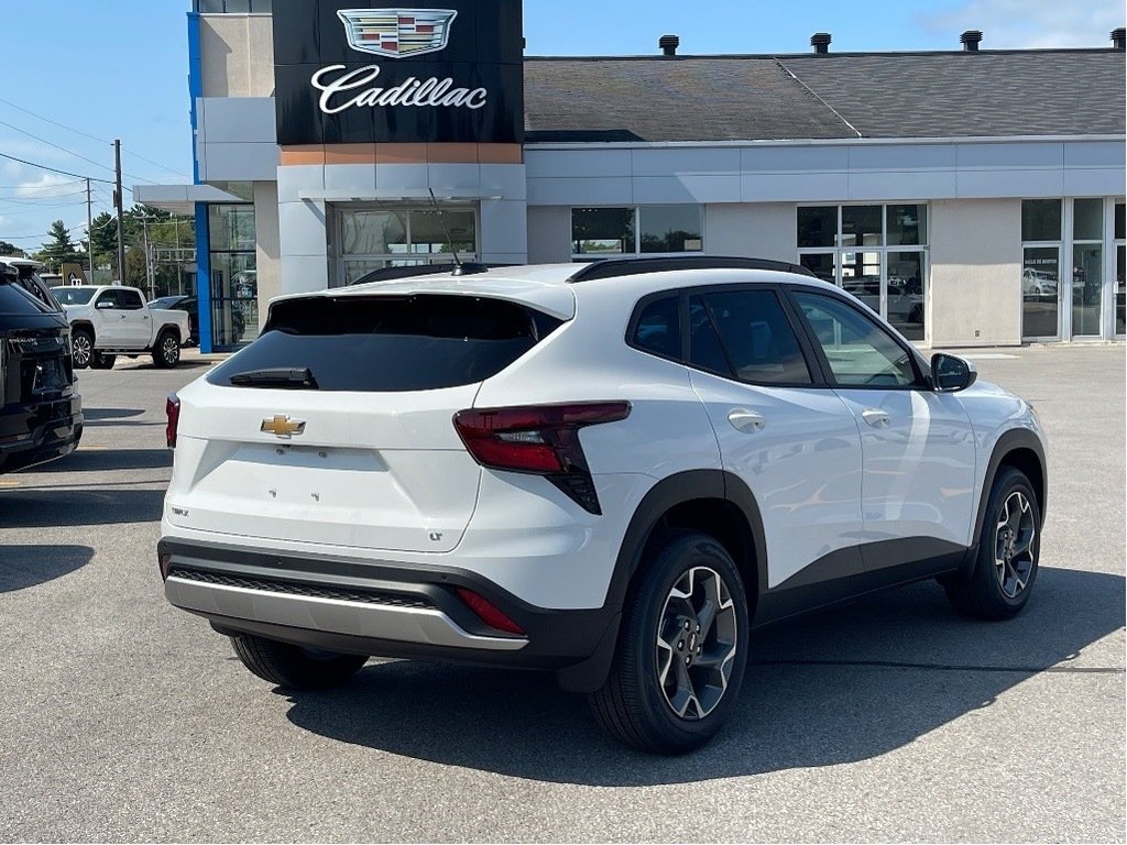 2025 Chevrolet Trax in Joliette, Quebec - 4 - w1024h768px