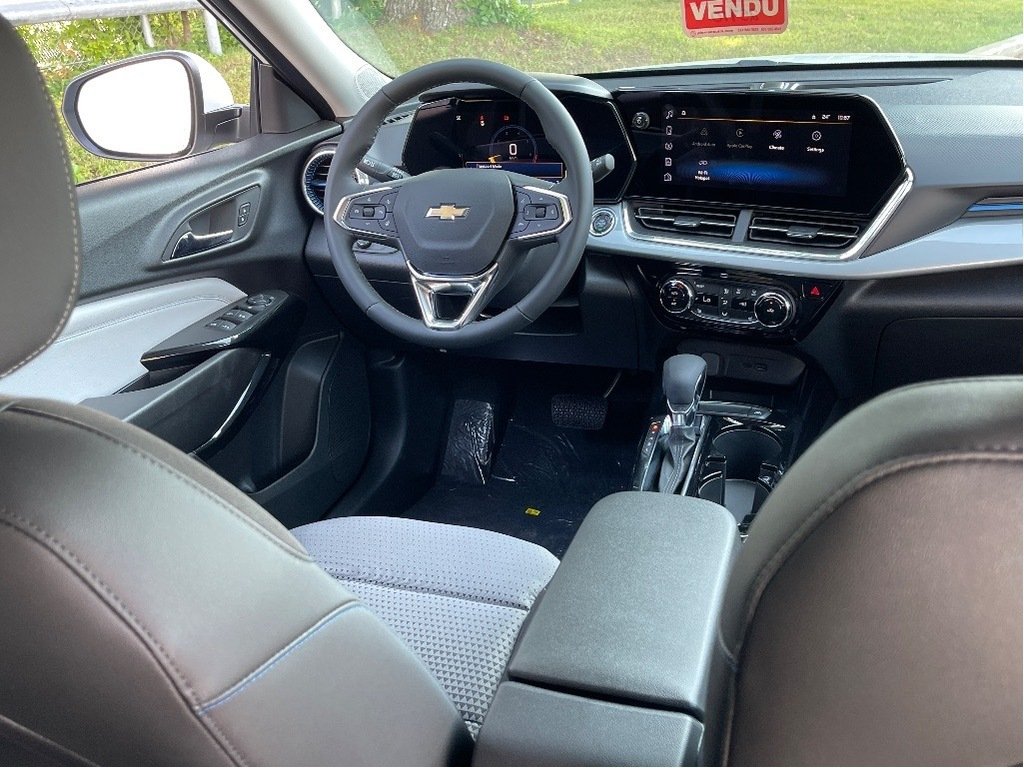 2025 Chevrolet Trax in Joliette, Quebec - 11 - w1024h768px