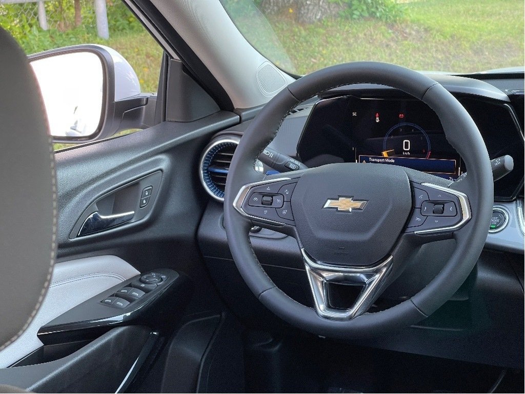 2025 Chevrolet Trax in Joliette, Quebec - 13 - w1024h768px