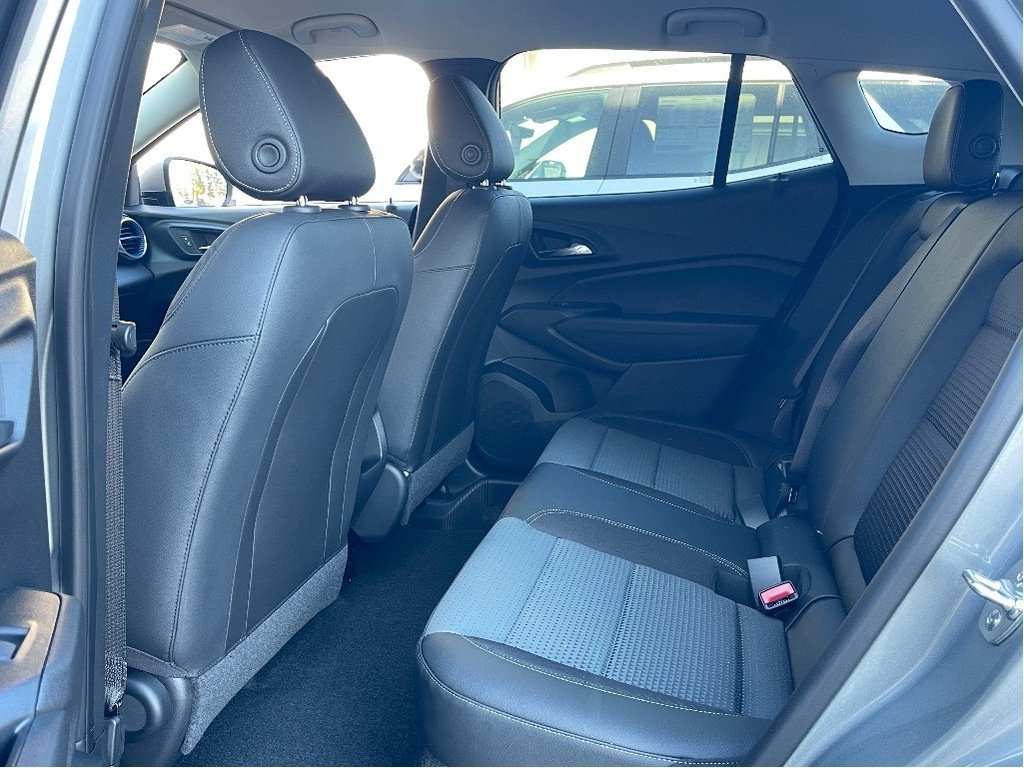 Chevrolet Trax  2026 à Joliette, Québec - 10 - w1024h768px