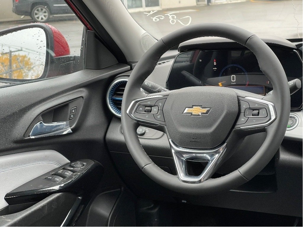 2026 Chevrolet Trax in Joliette, Quebec - 13 - w1024h768px