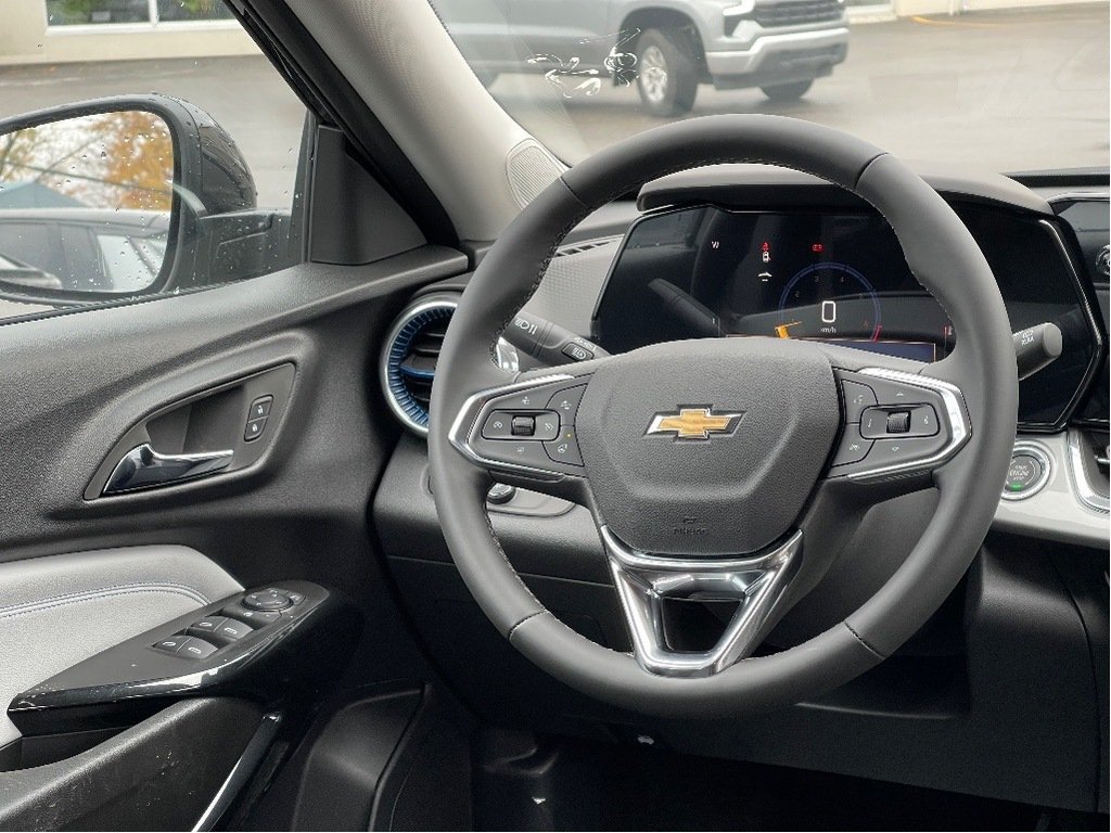 2026 Chevrolet Trax in Joliette, Quebec - 12 - w1024h768px