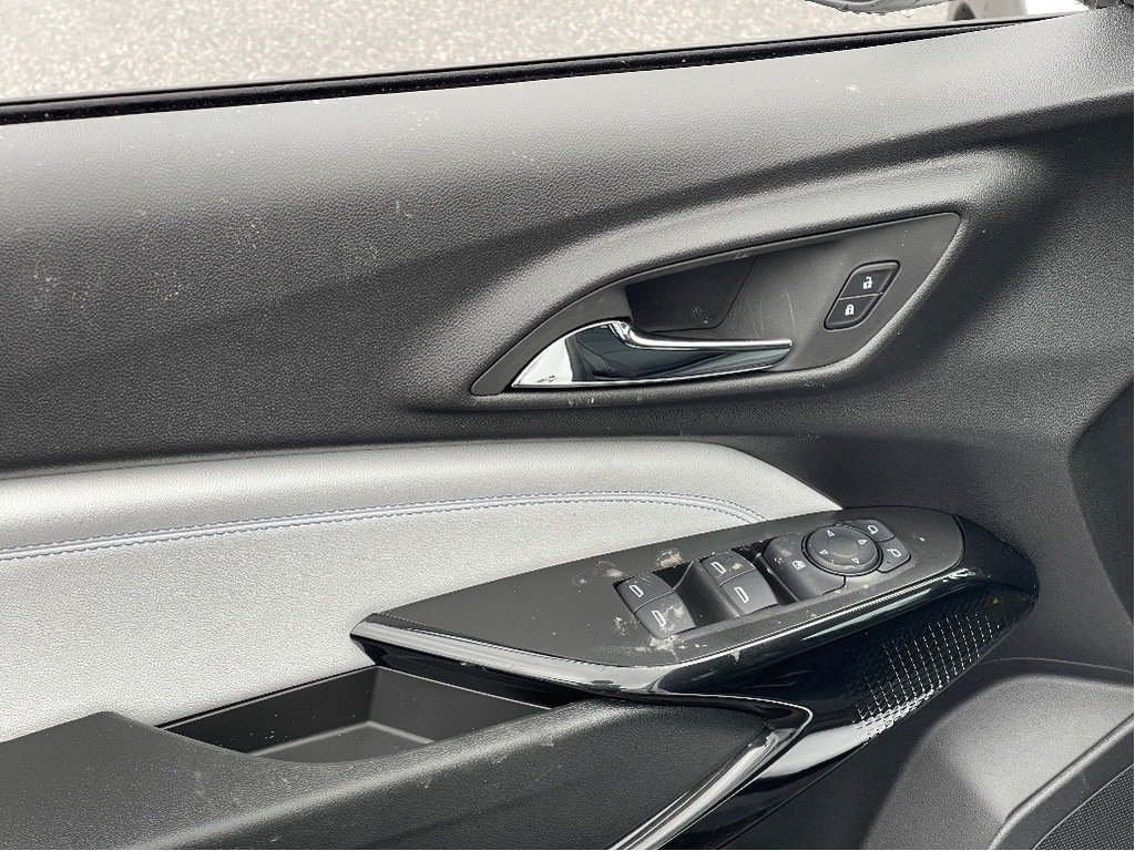 2026 Chevrolet Trax in Joliette, Quebec - 12 - w1024h768px