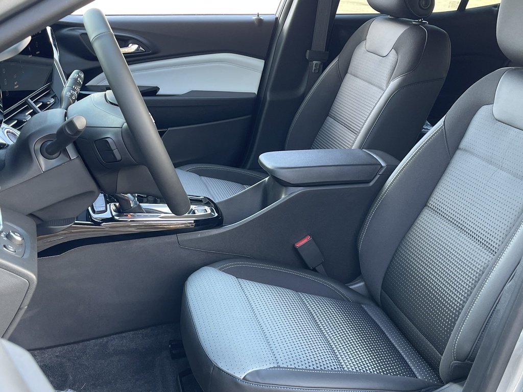 2026 Chevrolet Trax in Joliette, Quebec - 9 - w1024h768px