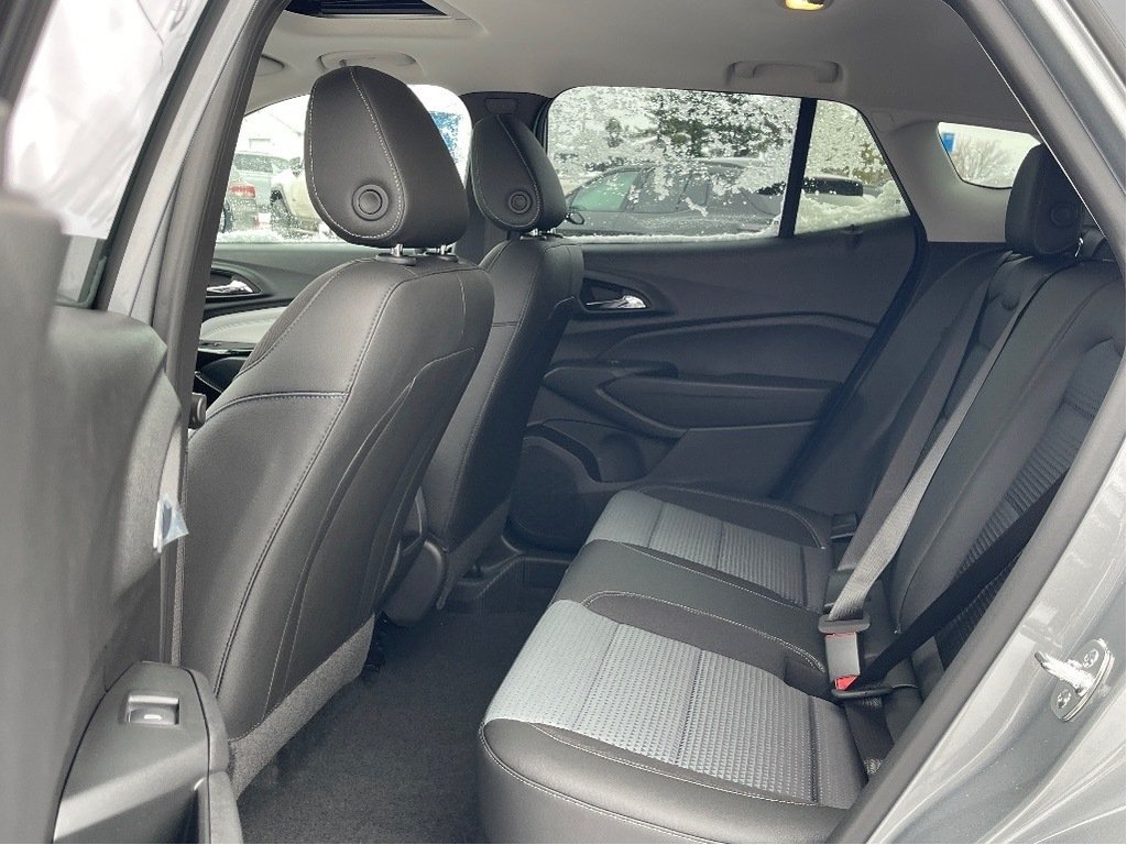 2026 Chevrolet Trax in Joliette, Quebec - 12 - w1024h768px