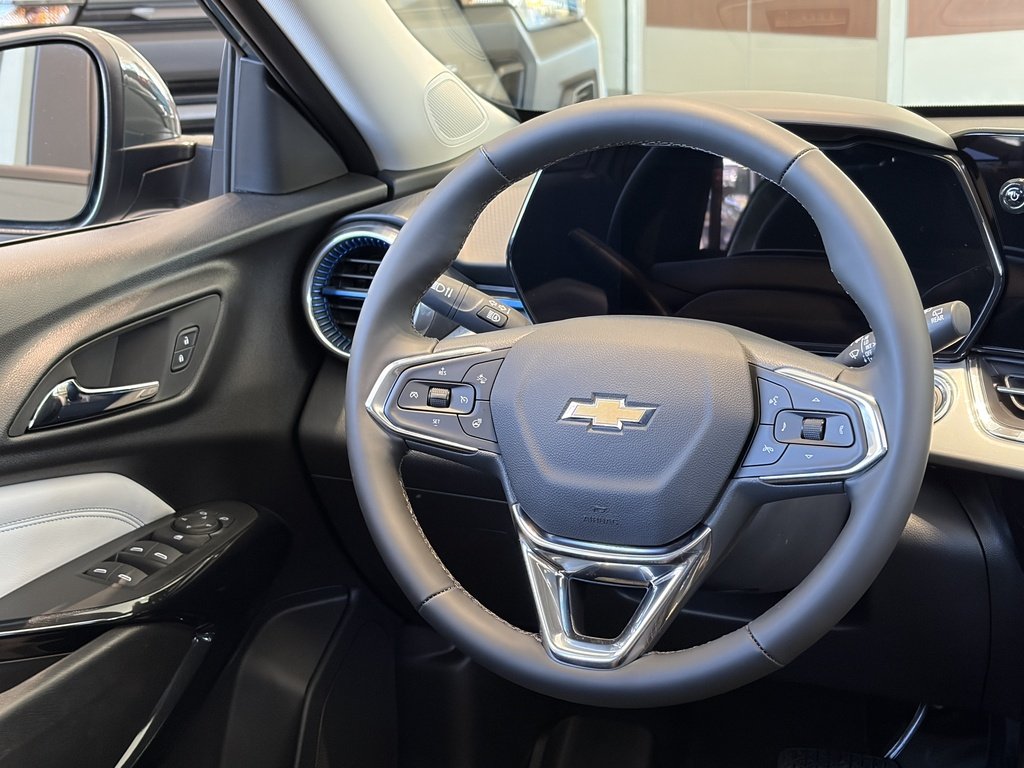 2026 Chevrolet Trax in Joliette, Quebec - 12 - w1024h768px