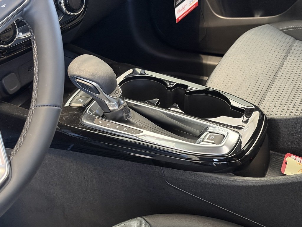 2026 Chevrolet Trax in Joliette, Quebec - 14 - w1024h768px