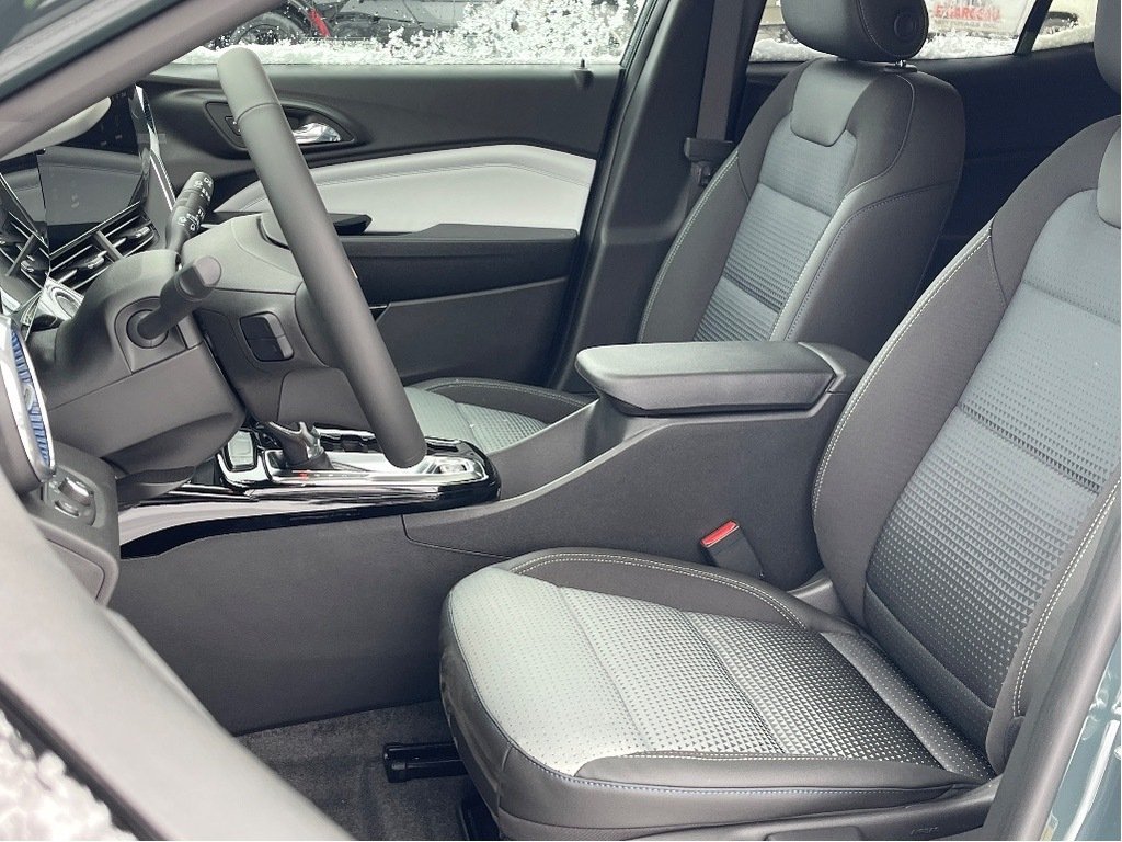 Chevrolet Trax  2026 à Joliette, Québec - 9 - w1024h768px