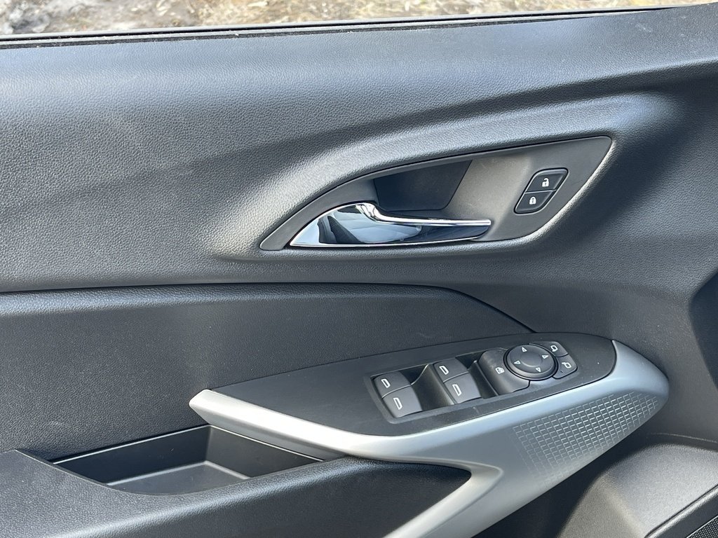 Chevrolet Trax  2026 à Joliette, Québec - 11 - w1024h768px