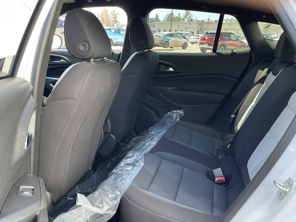 Chevrolet Trax  2026 à Joliette, Québec - 9 - w1024h768px