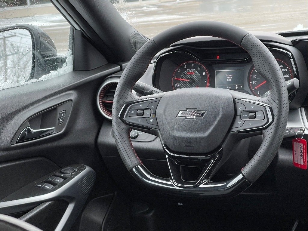 Chevrolet Trax  2026 à Joliette, Québec - 13 - w1024h768px