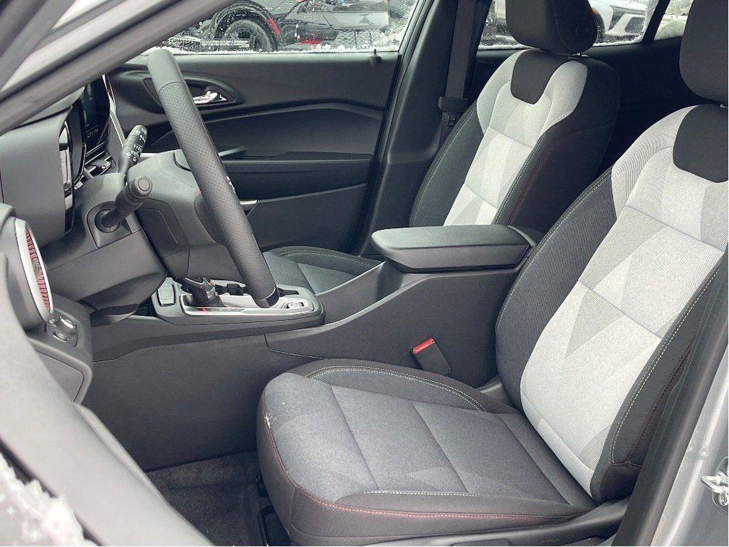 Chevrolet Trax  2026 à Joliette, Québec - 9 - w1024h768px