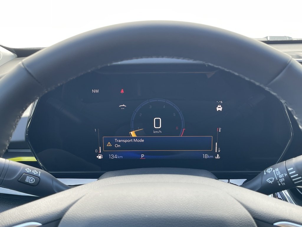 2026 Chevrolet Trax in Joliette, Quebec - 14 - w1024h768px