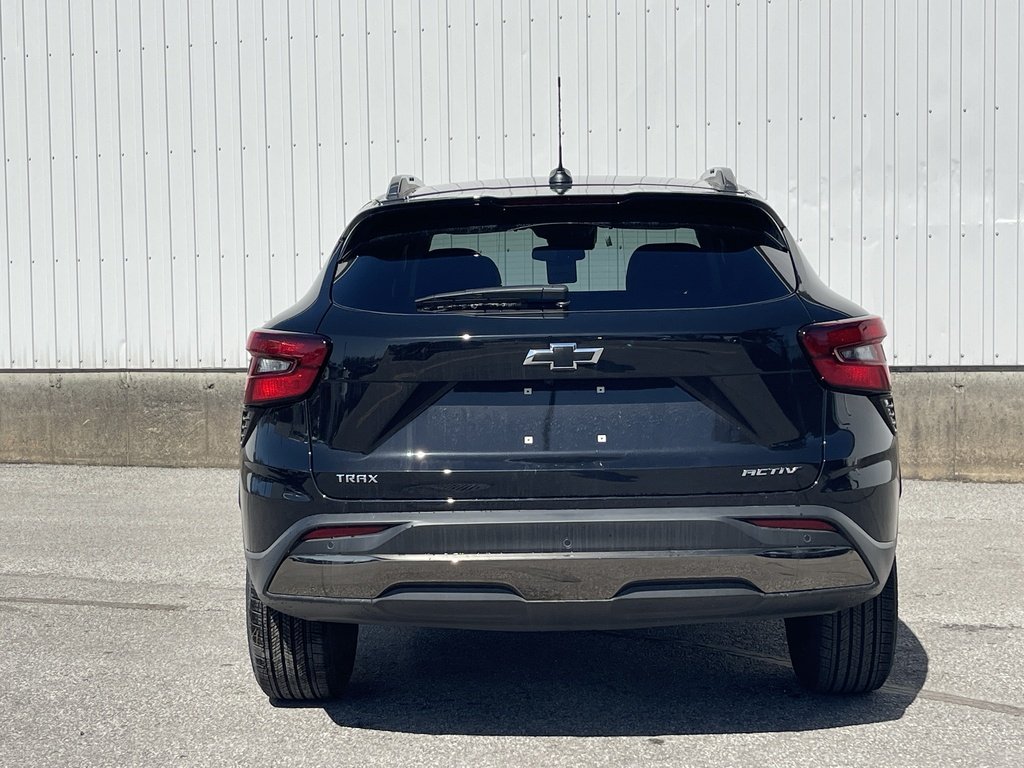 2026 Chevrolet Trax in Joliette, Quebec - 5 - w1024h768px