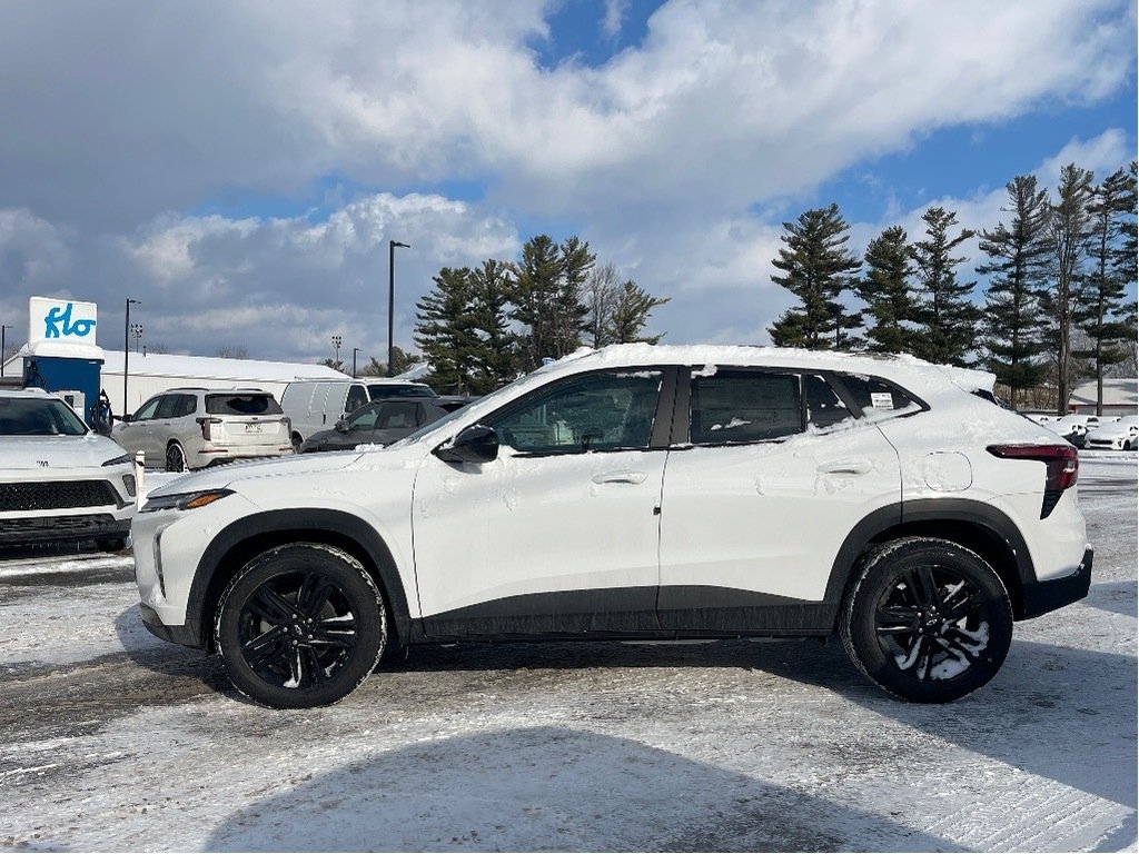 2026 Chevrolet Trax in Joliette, Quebec - 3 - w1024h768px