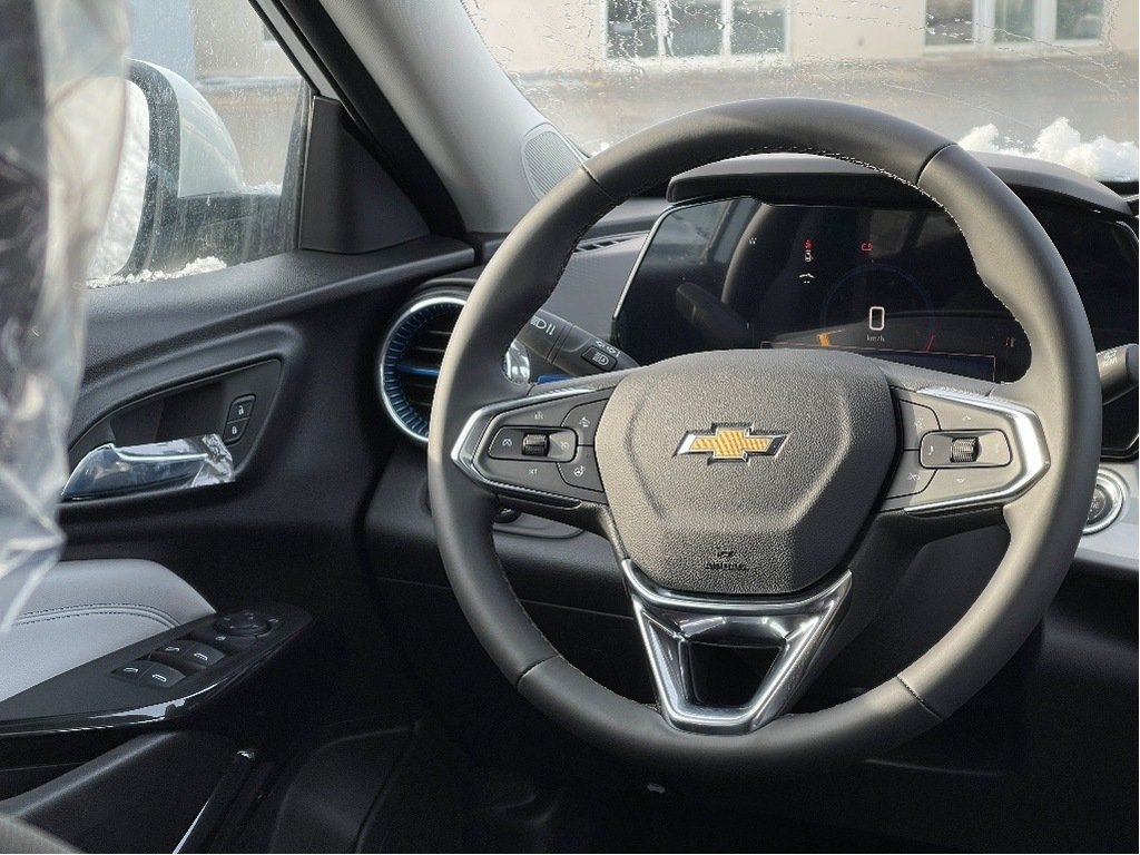 2026 Chevrolet Trax in Joliette, Quebec - 14 - w1024h768px