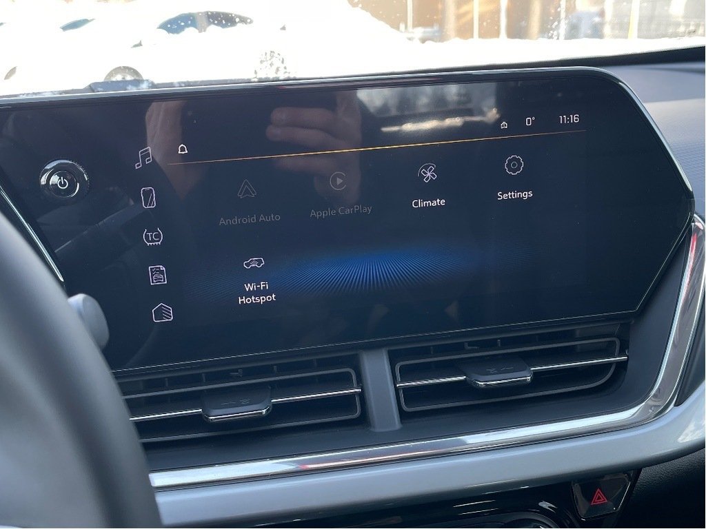 2026 Chevrolet Trax in Joliette, Quebec - 15 - w1024h768px