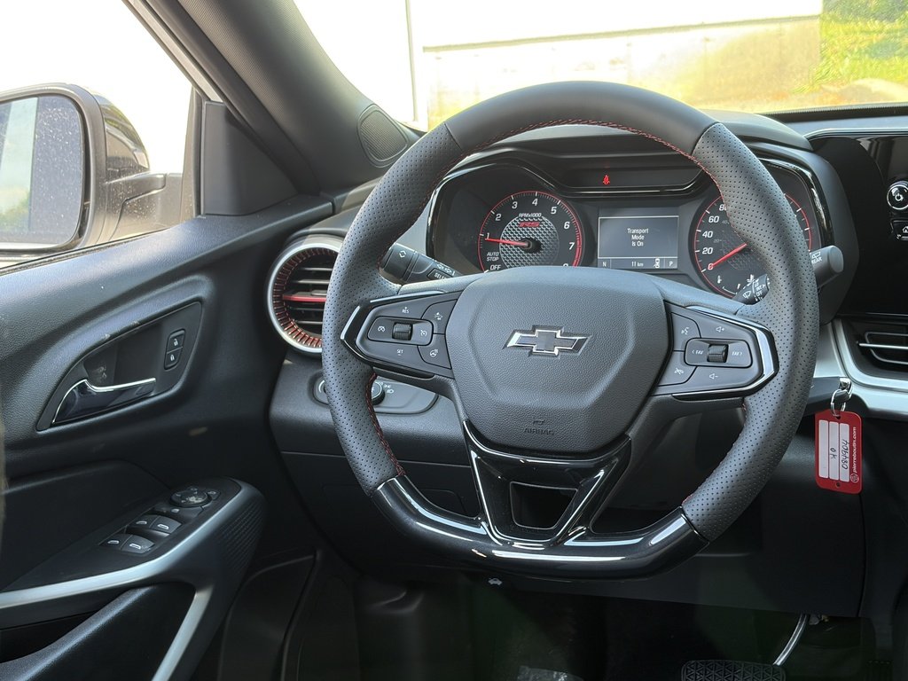 2026 Chevrolet Trax in Joliette, Quebec - 12 - w1024h768px