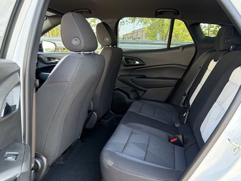 2026 Chevrolet Trax in Joliette, Quebec - 9 - w1024h768px