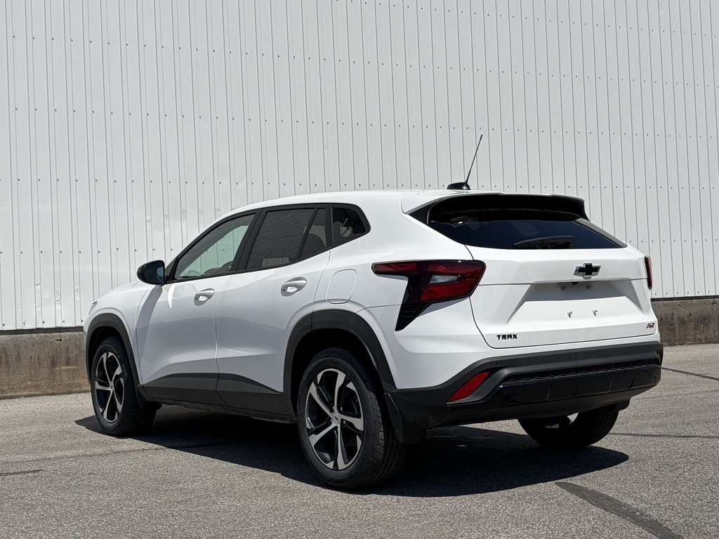2026 Chevrolet Trax in Joliette, Quebec - 4 - w1024h768px