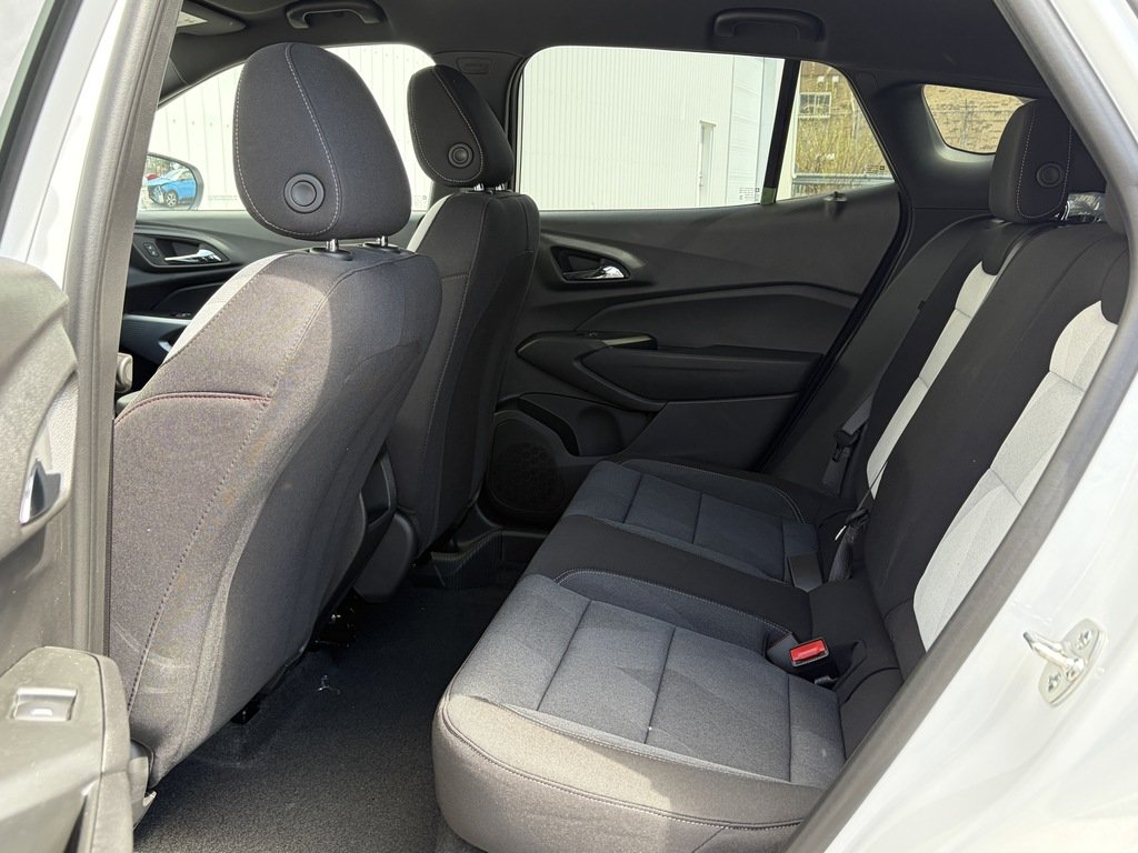 2026 Chevrolet Trax in Joliette, Quebec - 9 - w1024h768px