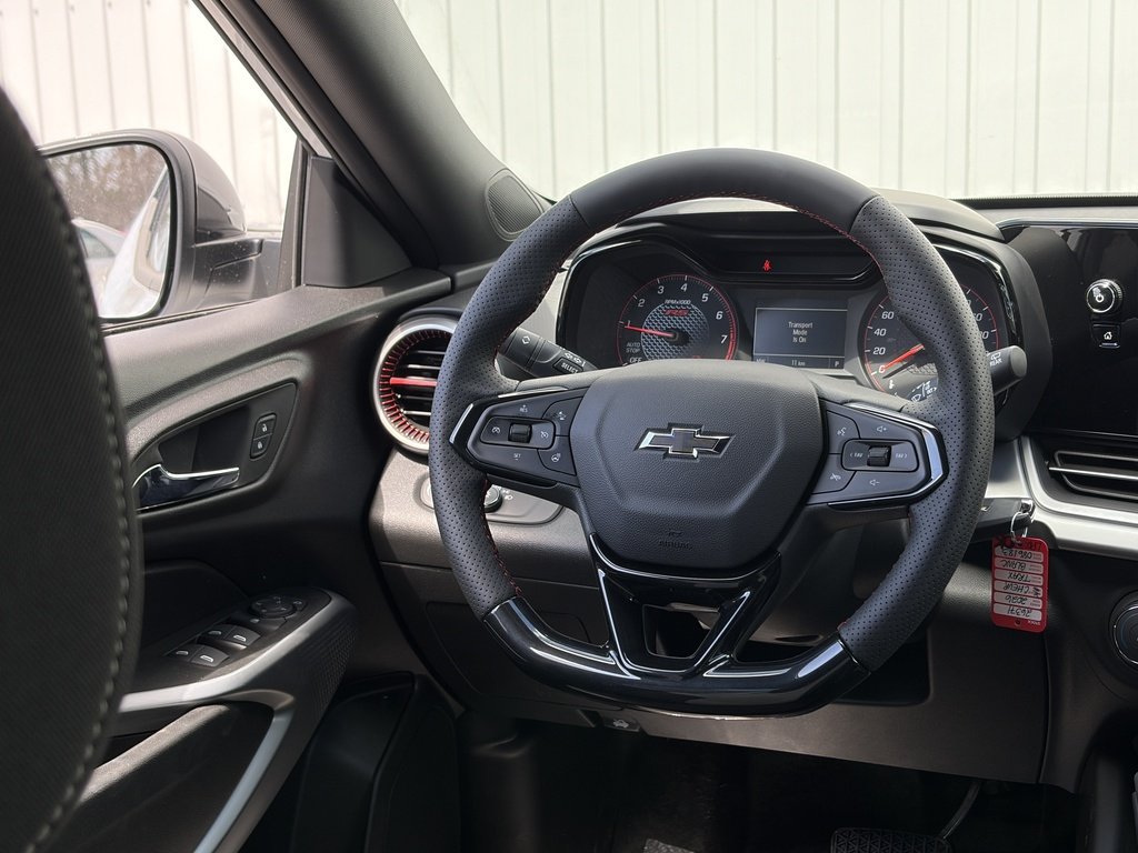 2026 Chevrolet Trax in Joliette, Quebec - 12 - w1024h768px
