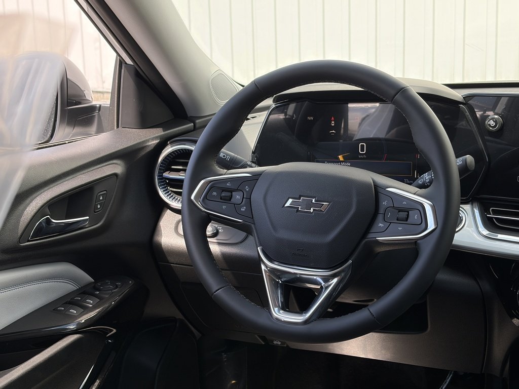 2026 Chevrolet Trax in Joliette, Quebec - 12 - w1024h768px