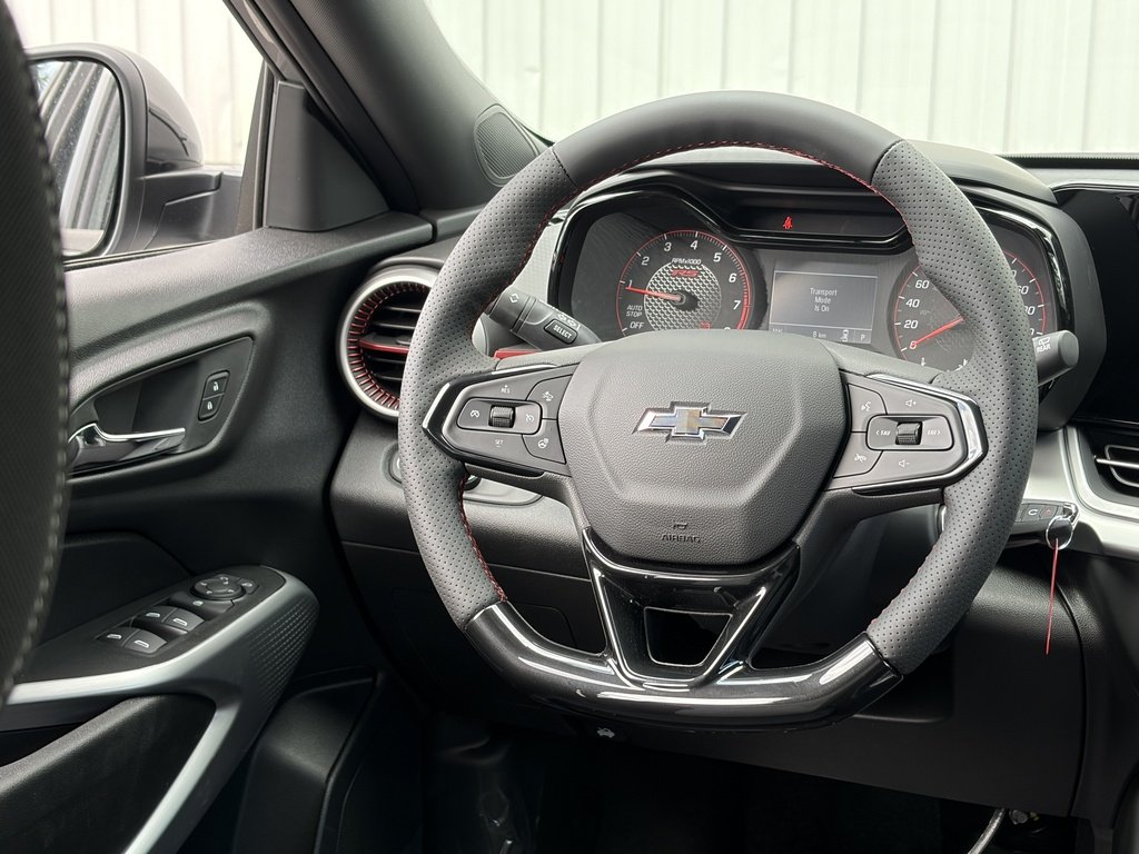 2026 Chevrolet Trax in Joliette, Quebec - 12 - w1024h768px