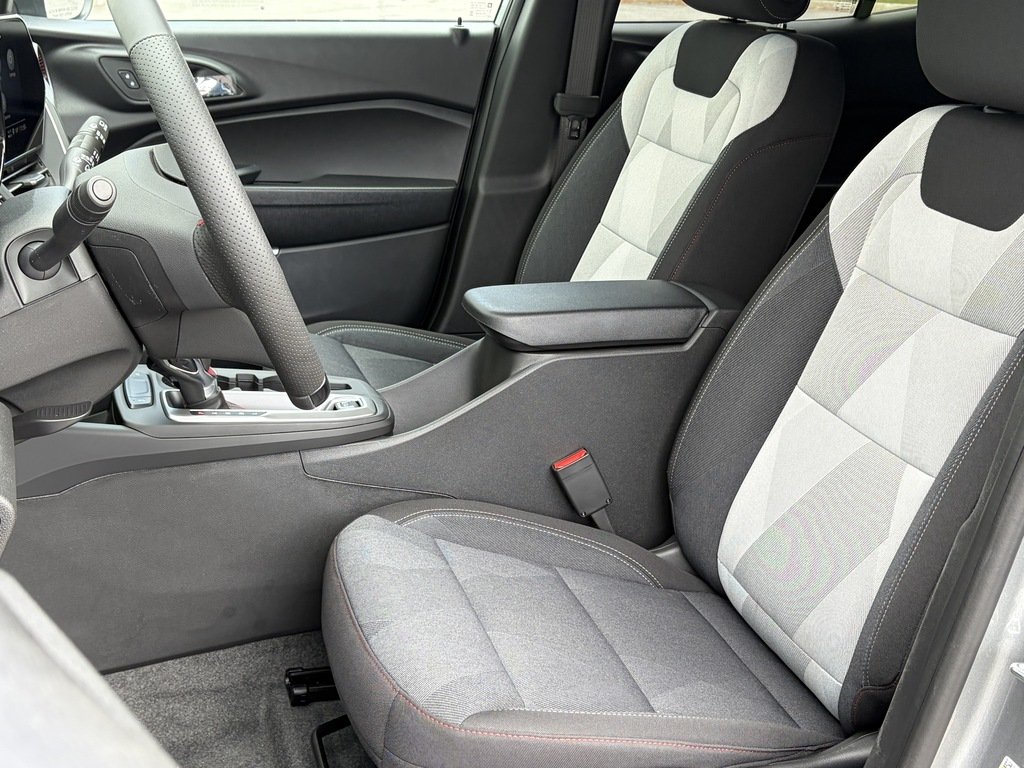 2026 Chevrolet Trax in Joliette, Quebec - 8 - w1024h768px