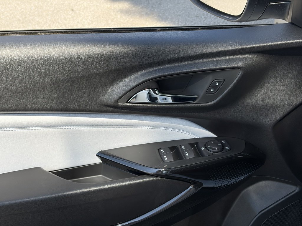 2026 Chevrolet Trax in Joliette, Quebec - 11 - w1024h768px
