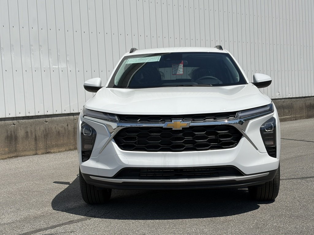 2026 Chevrolet Trax in Joliette, Quebec - 2 - w1024h768px