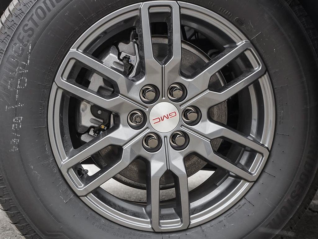 2025 GMC Acadia in Joliette, Quebec - 8 - w1024h768px