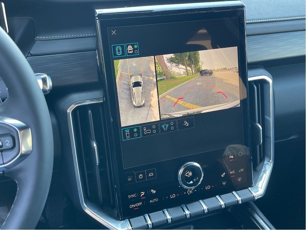2026 GMC Acadia in Joliette, Quebec - 18 - w1024h768px