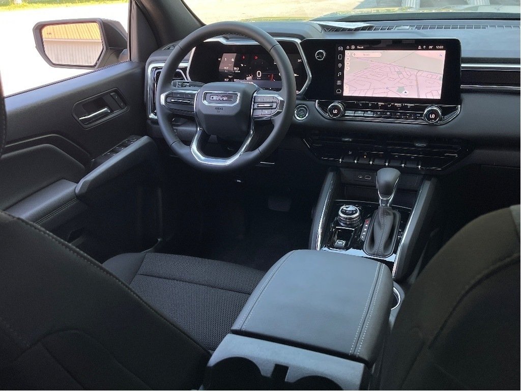 2025 GMC Canyon in Joliette, Quebec - 11 - w1024h768px