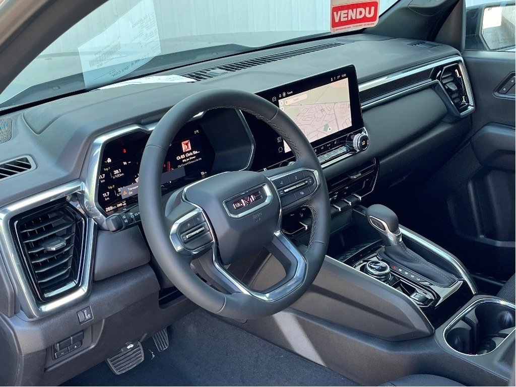 2025 GMC Canyon in Joliette, Quebec - 8 - w1024h768px
