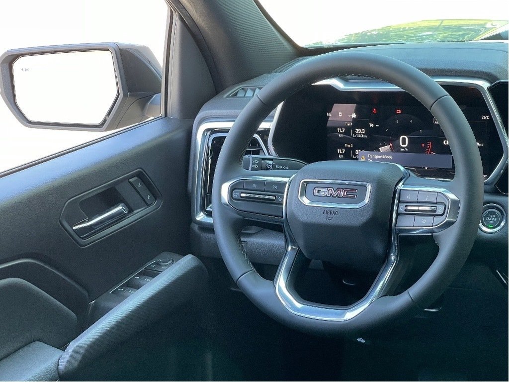 2025 GMC Canyon in Joliette, Quebec - 13 - w1024h768px