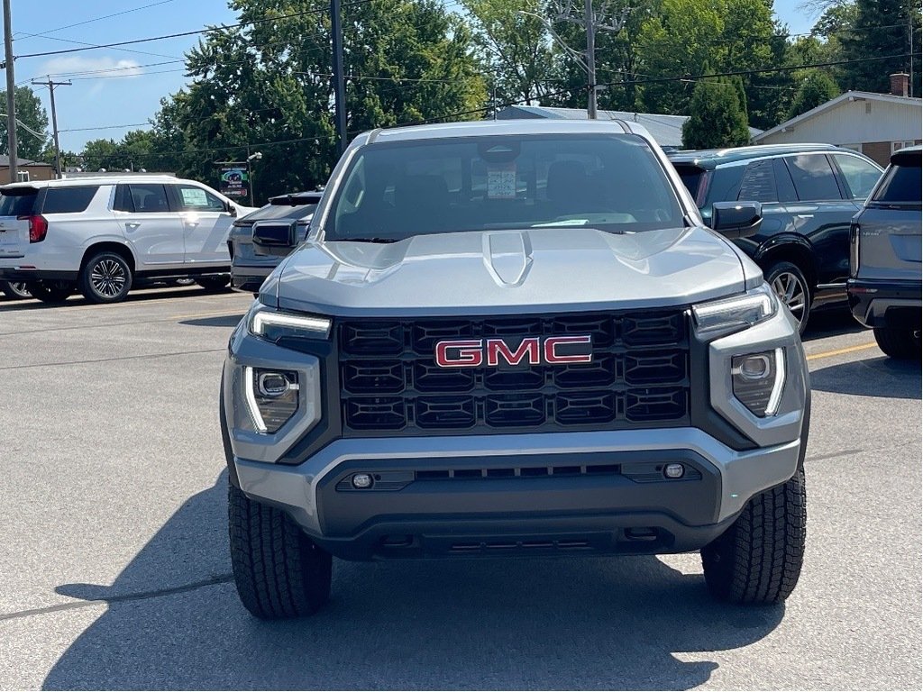 2025 GMC Canyon in Joliette, Quebec - 2 - w1024h768px