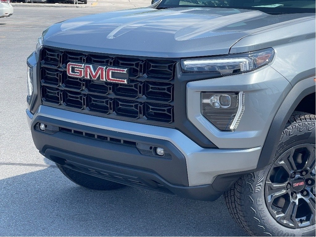 2025 GMC Canyon in Joliette, Quebec - 6 - w1024h768px