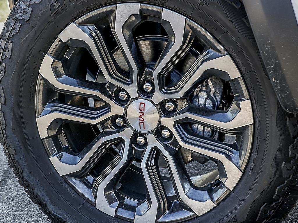 2025 GMC Canyon in Joliette, Quebec - 8 - w1024h768px