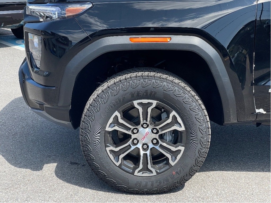 GMC Canyon  2025 à Joliette, Québec - 7 - w1024h768px