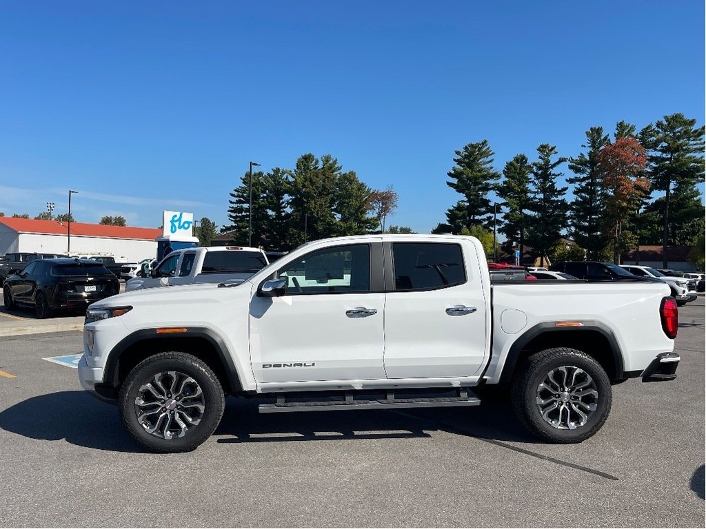 GMC Canyon  2026 à Joliette, Québec - 3 - w1024h768px