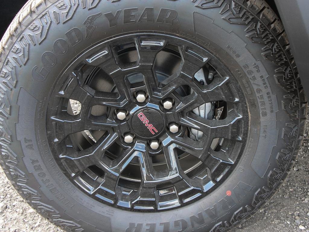 2026 GMC Canyon in Joliette, Quebec - 8 - w1024h768px