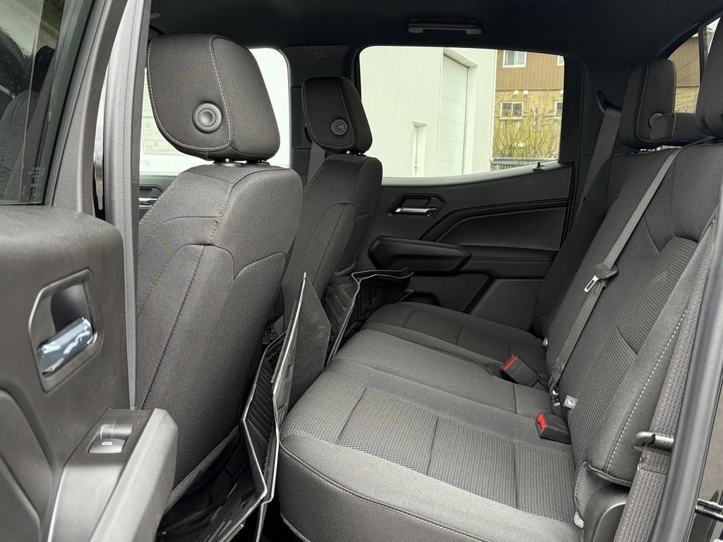 2026 GMC Canyon in Joliette, Quebec - 9 - w1024h768px