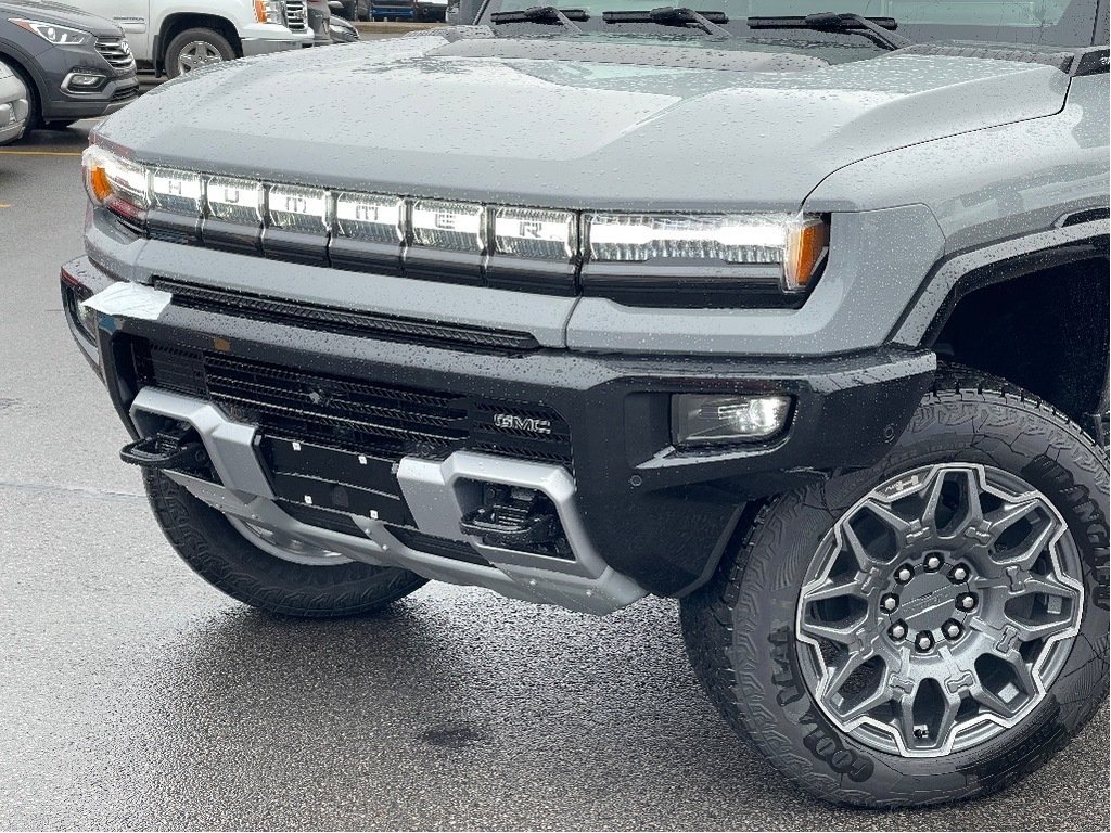 2025 GMC HUMMER EV Pickup in Joliette, Quebec - 6 - w1024h768px