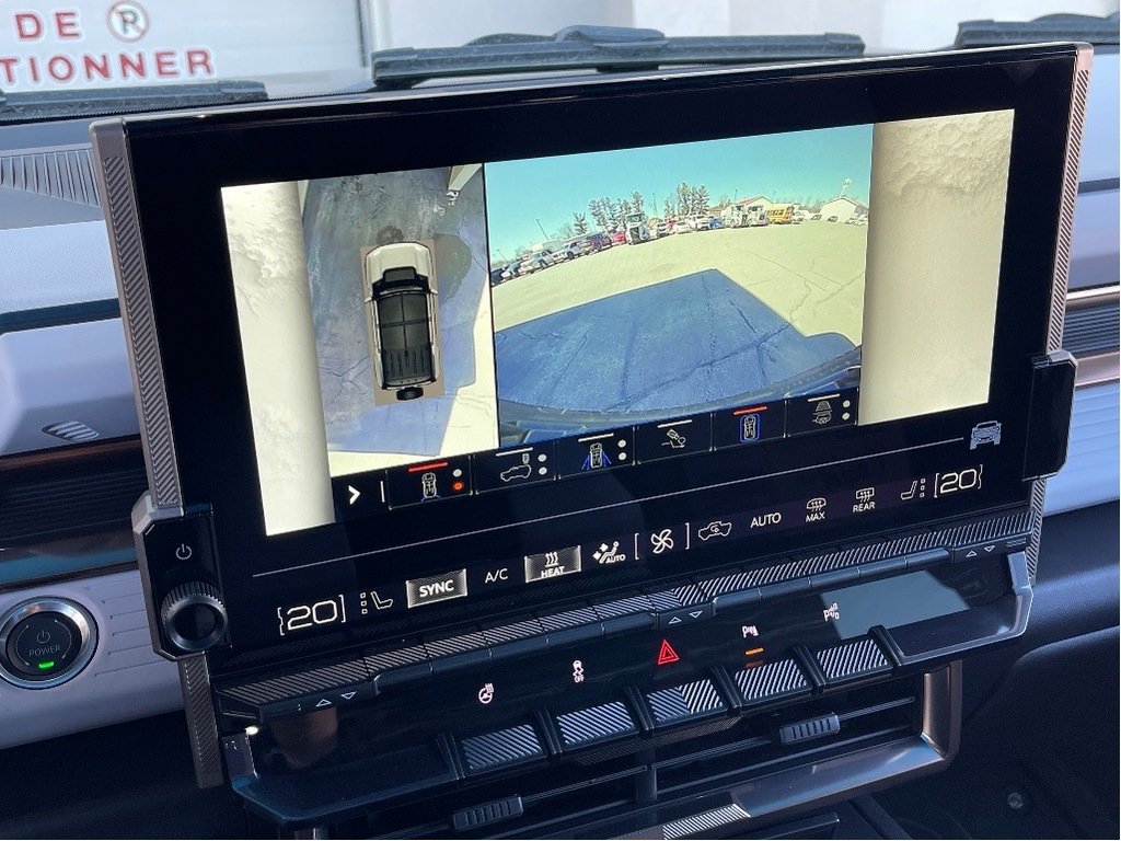 2025 GMC HUMMER EV SUV in Joliette, Quebec - 17 - w1024h768px