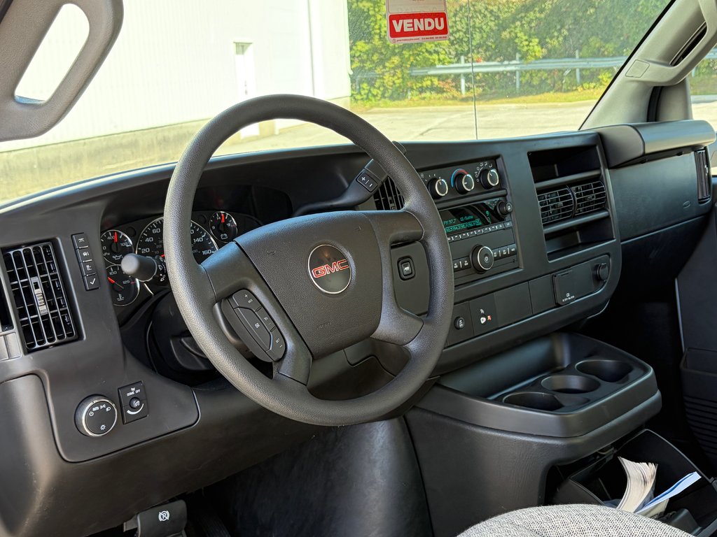 2026 GMC Savana Cutaway 3500 in Joliette, Quebec - 7 - w1024h768px