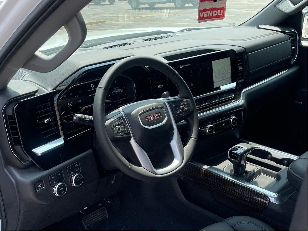 2025 GMC Sierra 1500 in Joliette, Quebec - 9 - w1024h768px